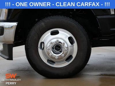 2025 Ford F-350SD Lariat DRW