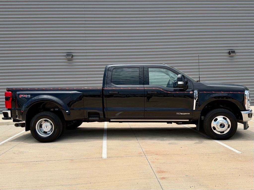 2026 Ford F-350SD Lariat DRW | FX4 | 6.7L Pwr Stroke