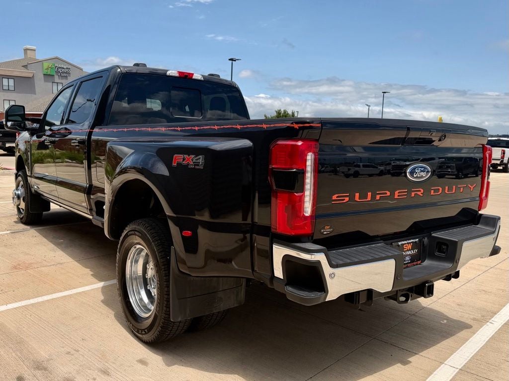 2026 Ford F-350SD Lariat DRW | FX4 | 6.7L Pwr Stroke