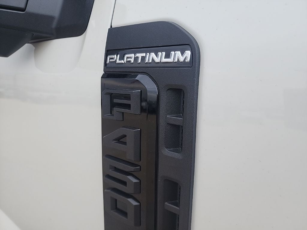 2026 Ford F-450SD Platinum DRW