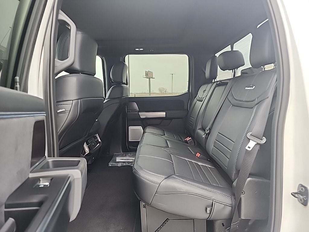 2026 Ford F-450SD Platinum DRW