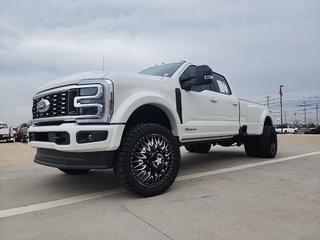 2026 Ford F-450SD Platinum DRW