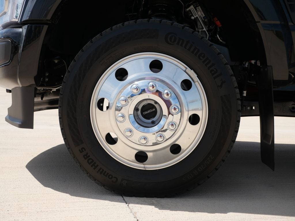 2026 Ford F-450SD Platinum DRW