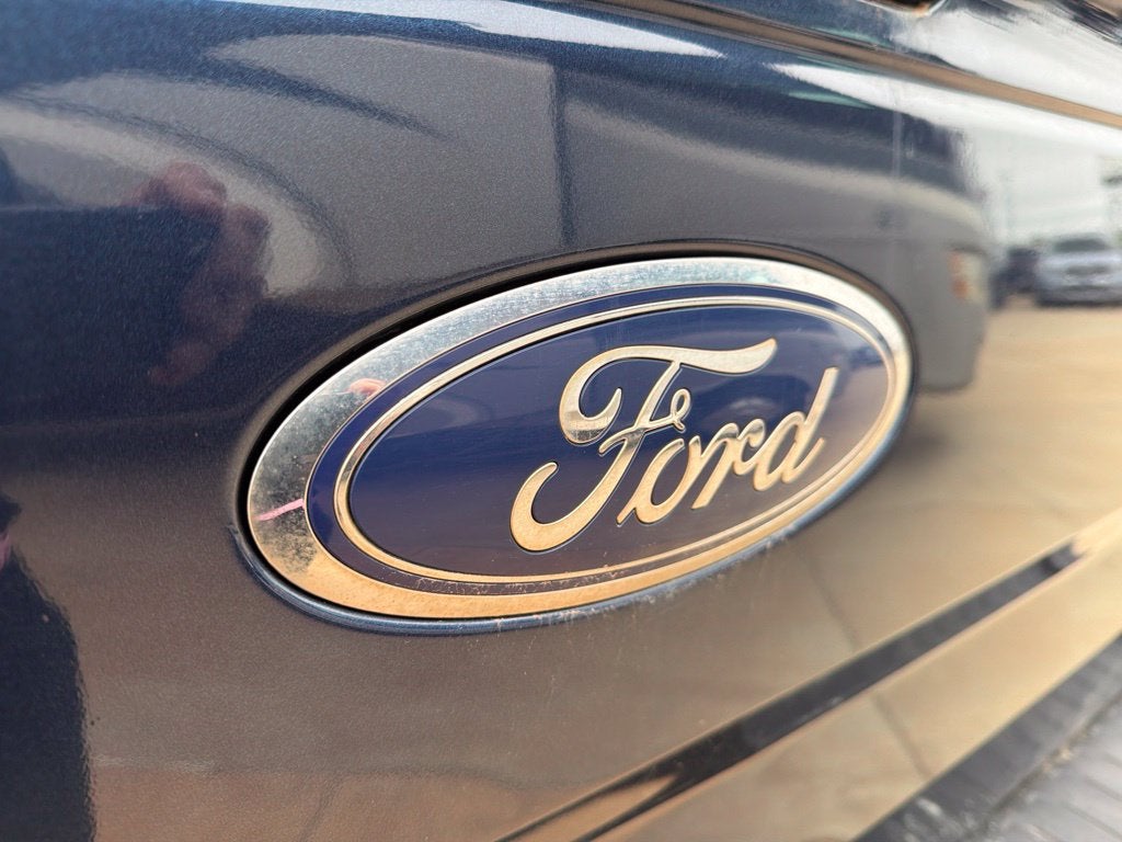2017 Ford F-150 XLT 4WD | 5.0L V8