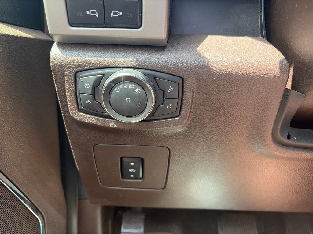 2017 Ford F-150 King Ranch FX4 | 5.0L V8