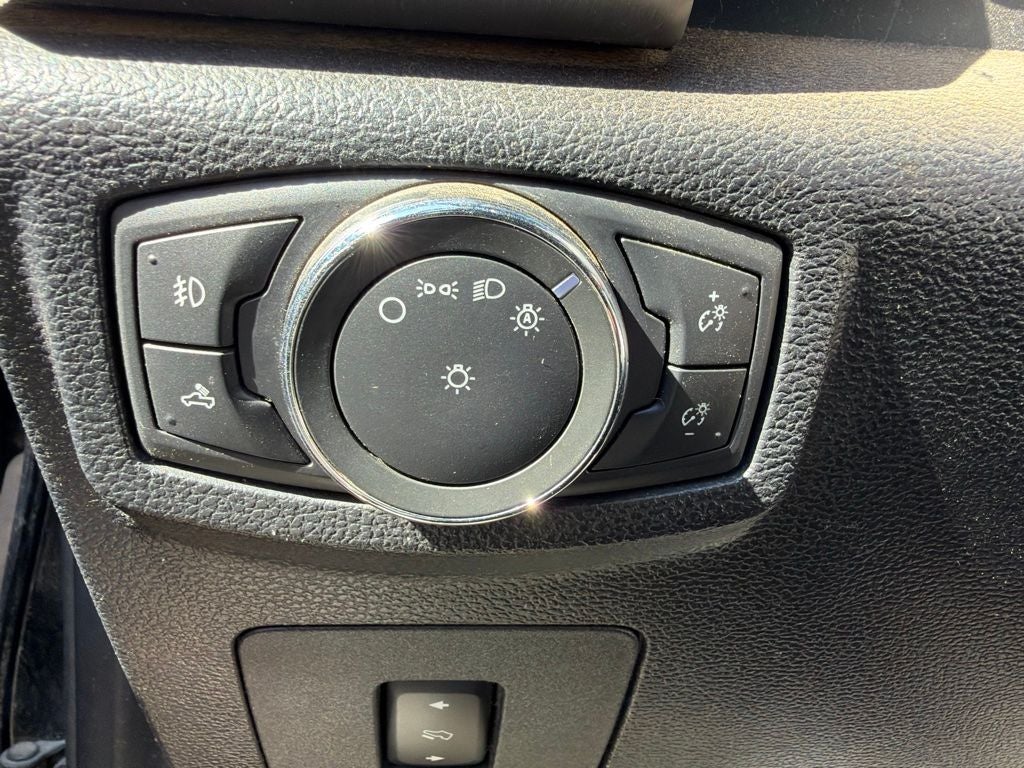 2017 Ford F-150 Platinum 4WD | 3.5L EcoBoost