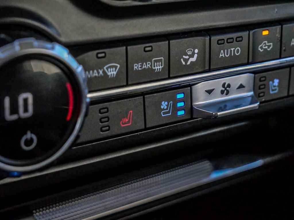 2021 Ford F-150 Lariat 4WD | 5.0L V8