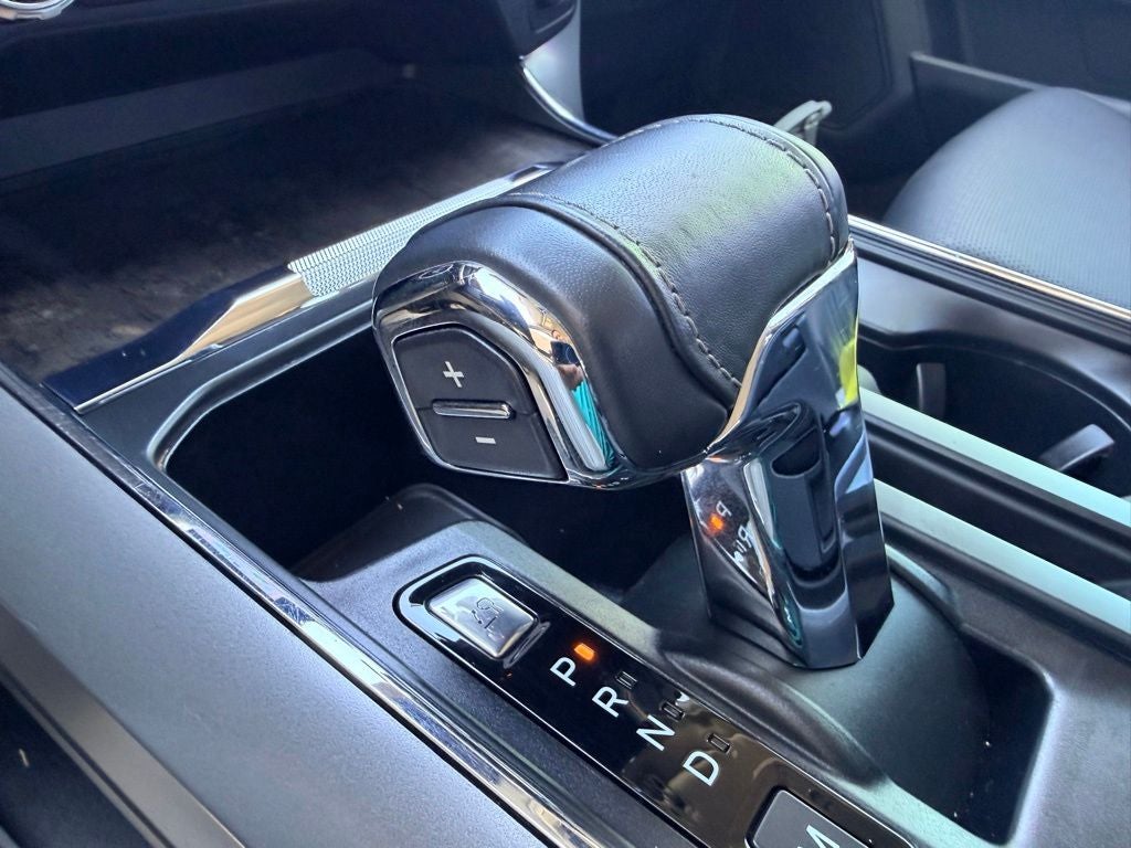 2022 Ford F-150 Lariat 4WD | 5.0L V8
