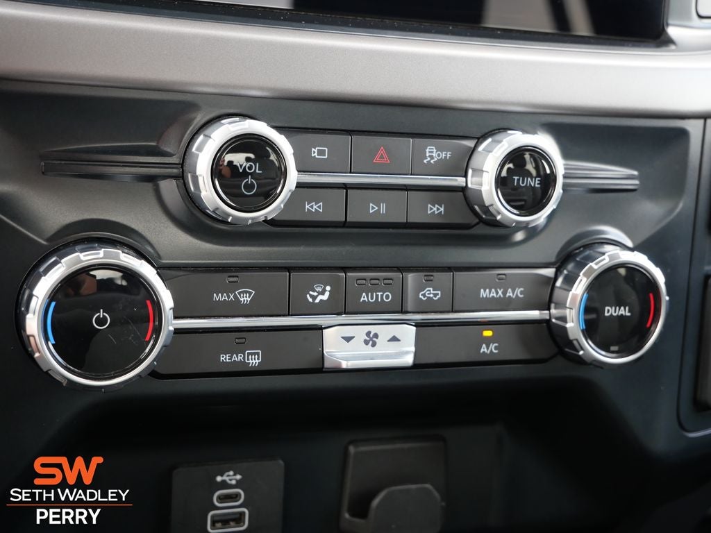 2025 Ford F-150 XLT 4WD | 3.5L EcoBoost