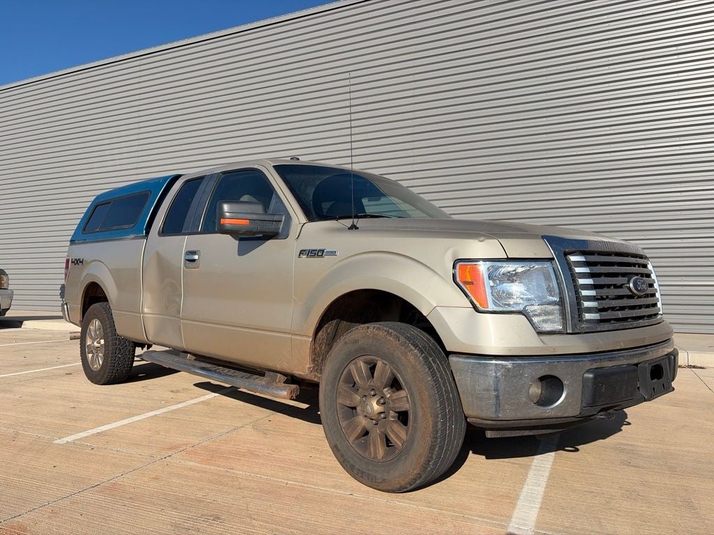2010 Ford F-150 XLT 4WD | Camper Shell