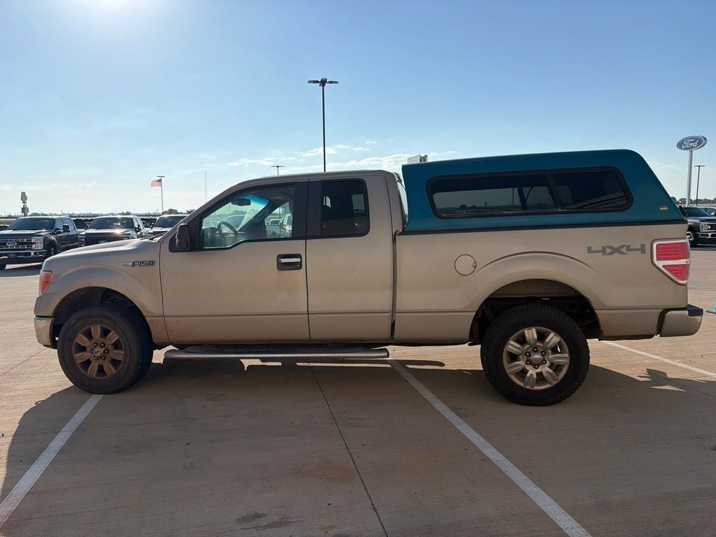 2010 Ford F-150 XLT 4WD | Camper Shell