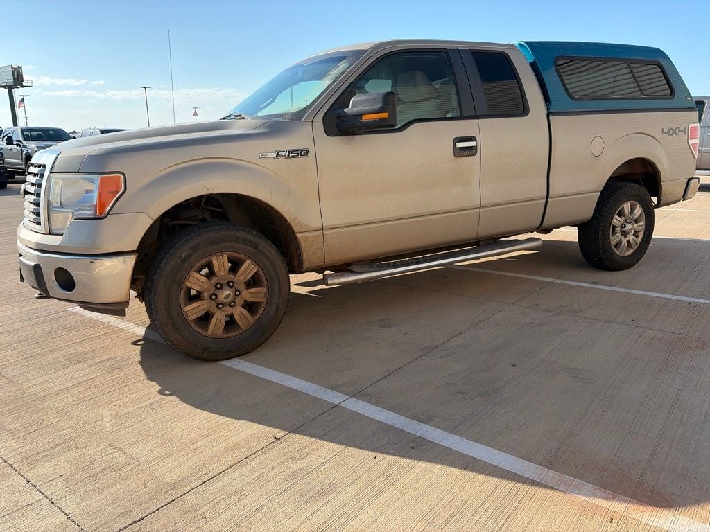 2010 Ford F-150 XLT 4WD | Camper Shell