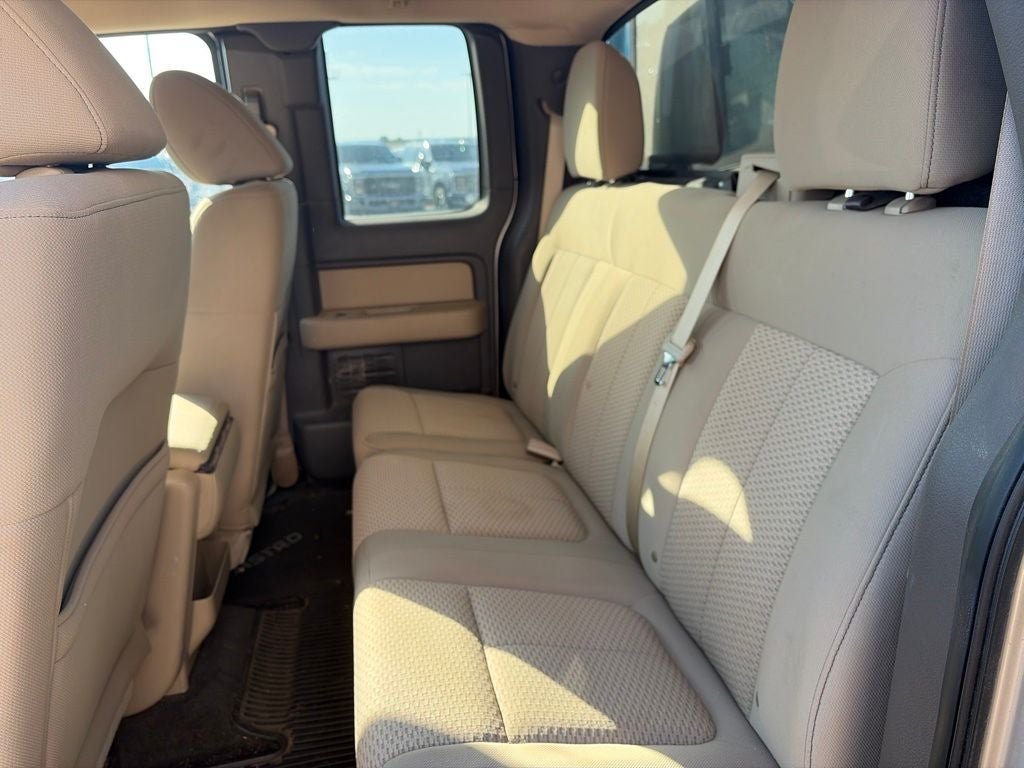 2010 Ford F-150 XLT 4WD | Camper Shell
