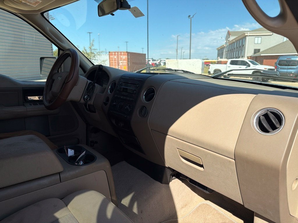 2005 Ford F-150 XLT