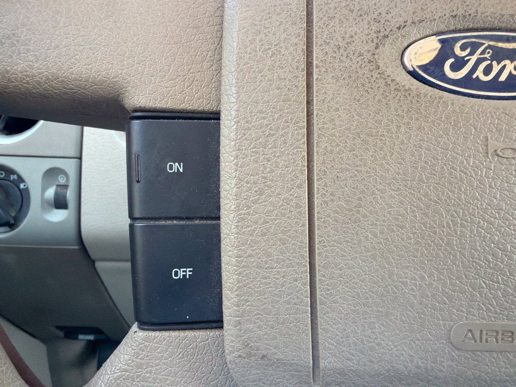 2005 Ford F-150 XLT