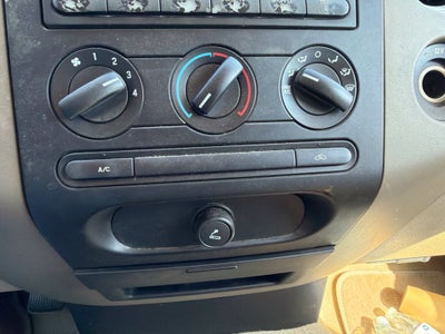2005 Ford F-150 XLT