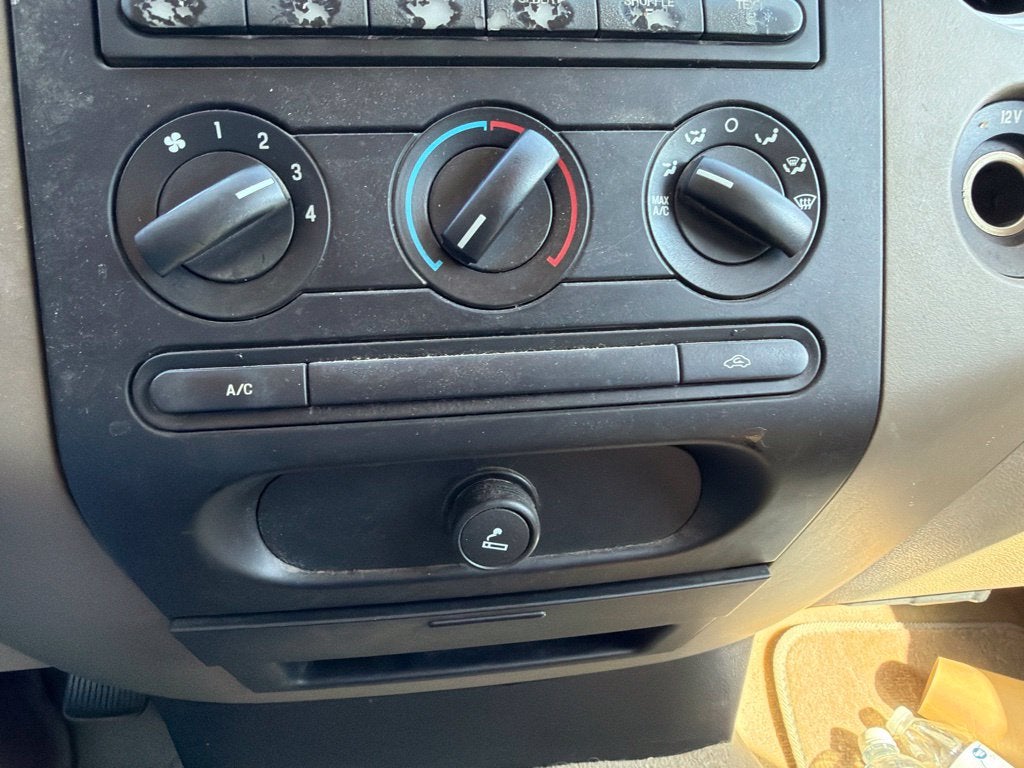 2005 Ford F-150 XLT