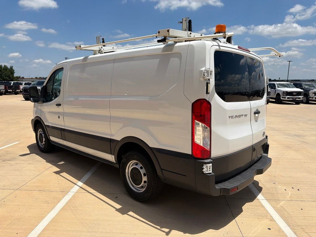 2016 Ford Transit-150 Base LR Cargo
