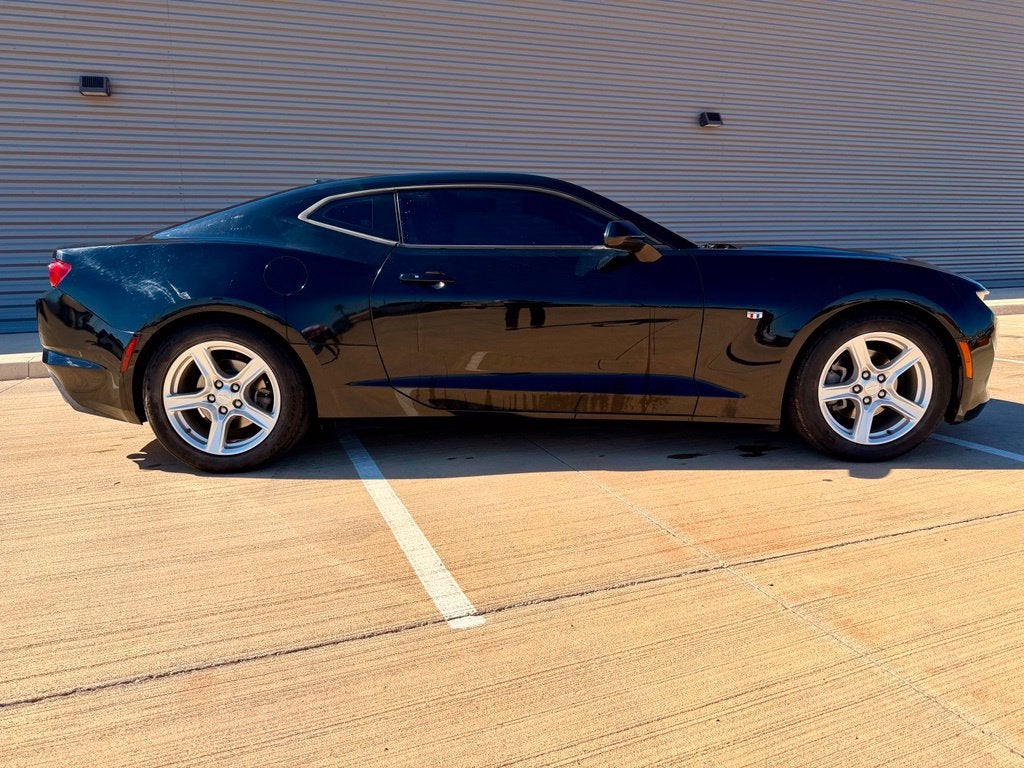 2022 Chevrolet Camaro 1LT