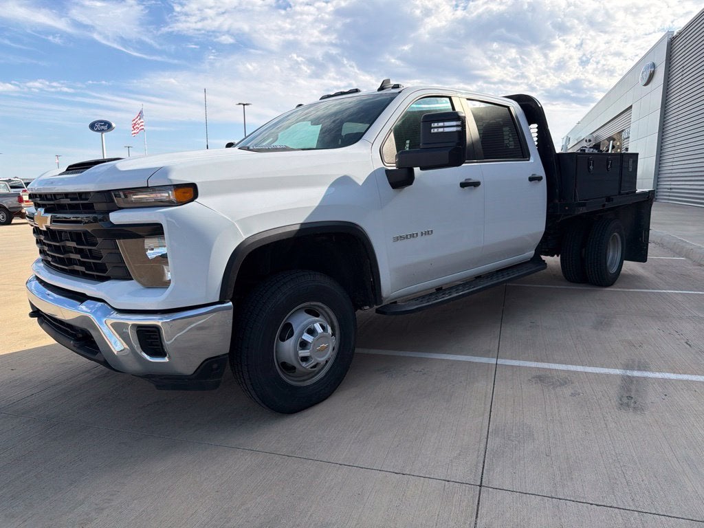 2024 Chevrolet Silverado 3500HD Work Truck DRW | 4WD | Multi-Platform Utility Bed