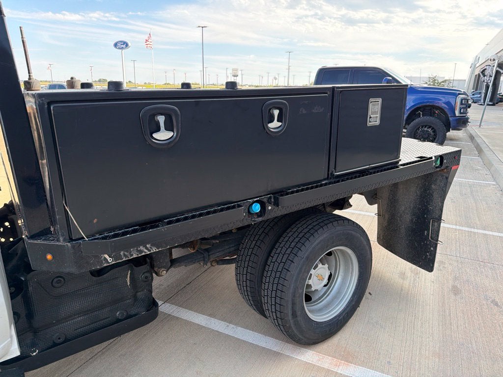 2024 Chevrolet Silverado 3500HD Work Truck DRW | 4WD | Multi-Platform Utility Bed