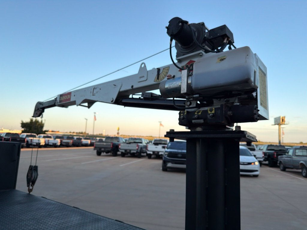 2009 Chevrolet Silverado 3500HD LT LT1 | 4WD | Iowa Mold Crane