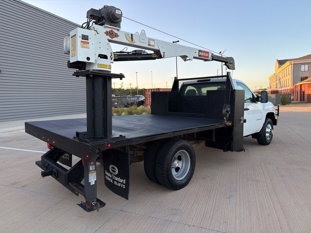 2009 Chevrolet Silverado 3500HD LT LT1 | 4WD | Iowa Mold Crane