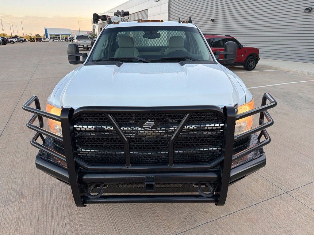 2009 Chevrolet Silverado 3500HD LT LT1 | 4WD | Iowa Mold Crane