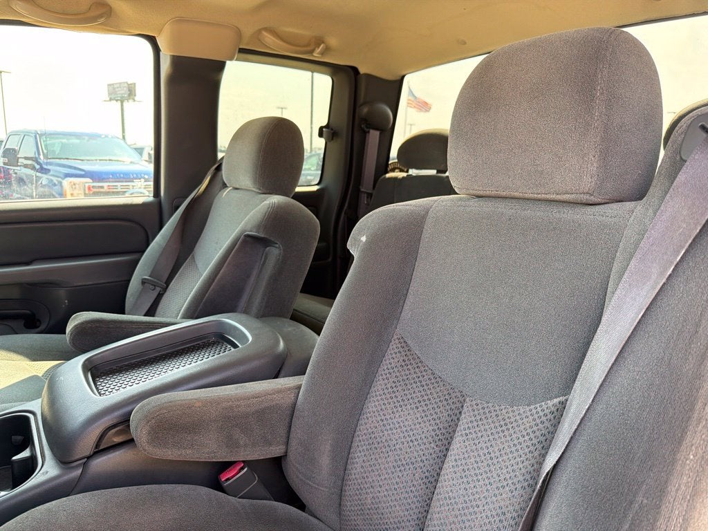 2004 Chevrolet Silverado 2500HD LS 6.6L Duramax Diesel