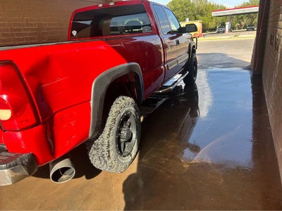 2004 Chevrolet Silverado 2500HD LS