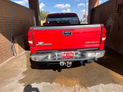 2004 Chevrolet Silverado 2500HD LS