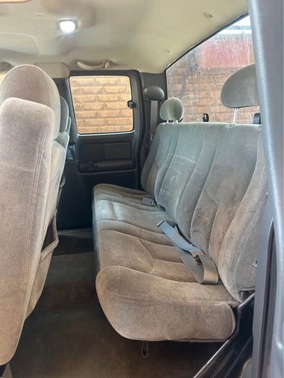 2004 Chevrolet Silverado 2500HD LS