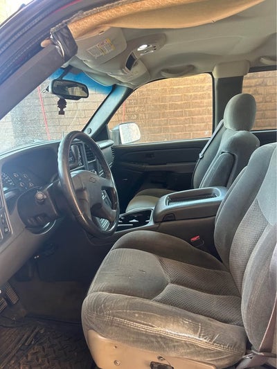 2004 Chevrolet Silverado 2500HD LS