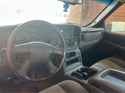 2004 Chevrolet Silverado 2500HD LS