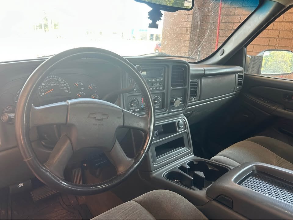 2004 Chevrolet Silverado 2500HD LS