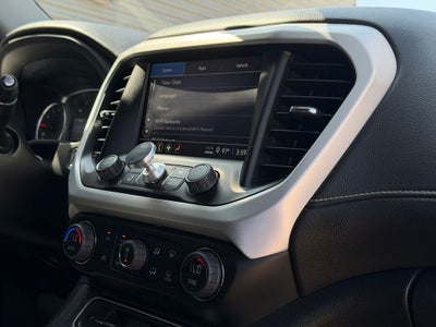 2023 GMC Acadia SLE 7 Passenger
