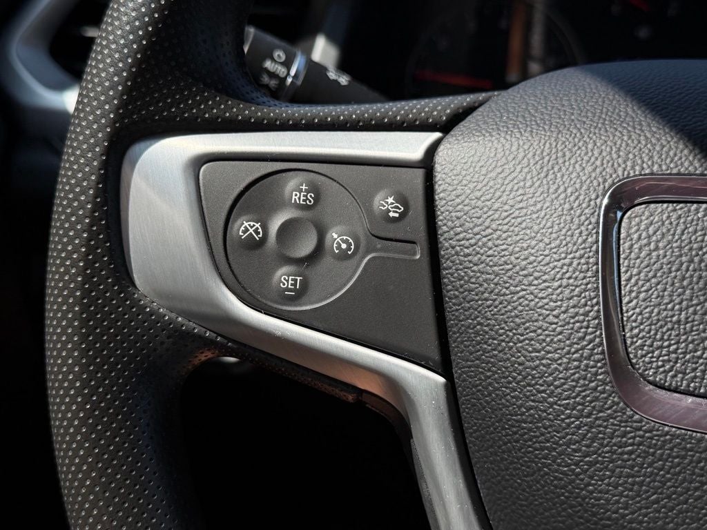2023 GMC Acadia SLE 7 Passenger
