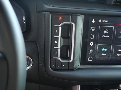 2024 GMC Yukon Denali 4WD | Preferred Equipment Pkg