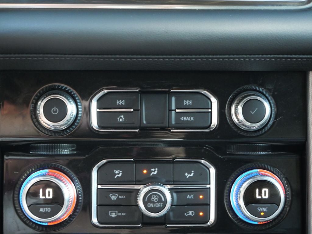 2024 GMC Yukon Denali 4WD | Preferred Equipment Pkg
