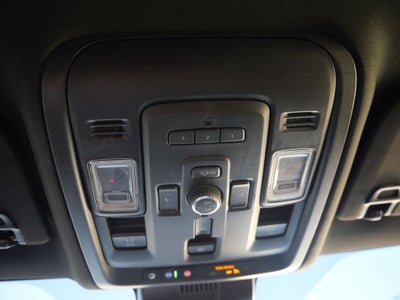2024 GMC Yukon Denali 4WD | Preferred Equipment Pkg