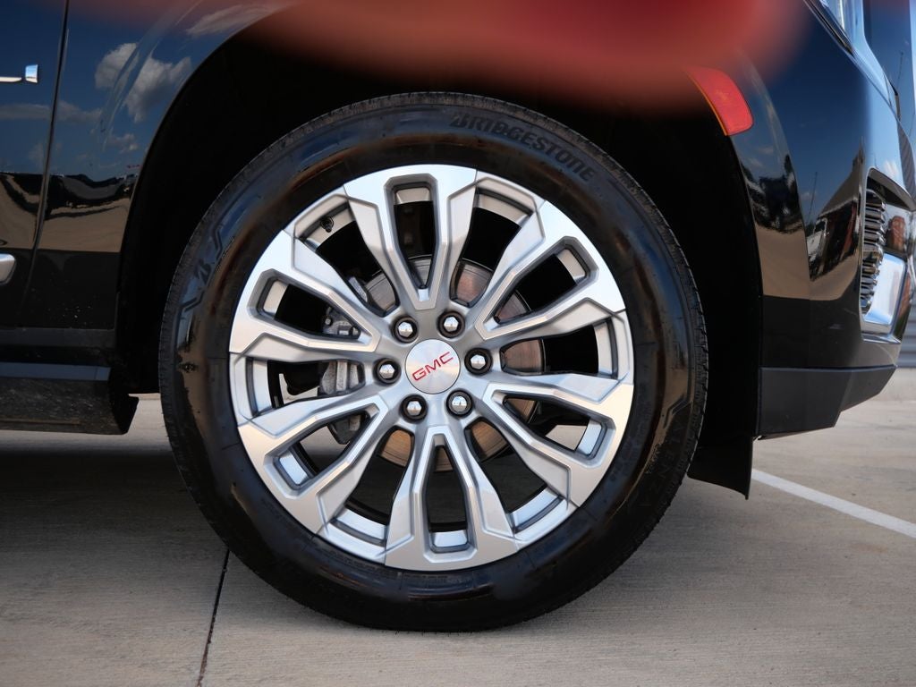 2024 GMC Yukon Denali 4WD | Preferred Equipment Pkg