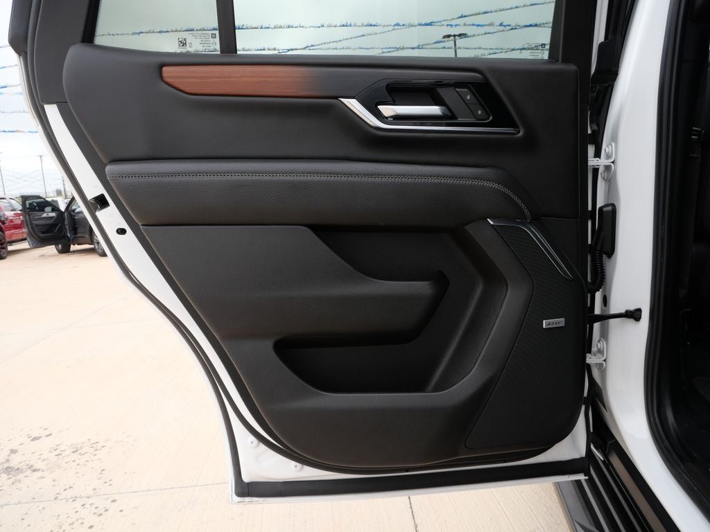 2025 GMC Yukon Denali 4WD | 7 Passenger