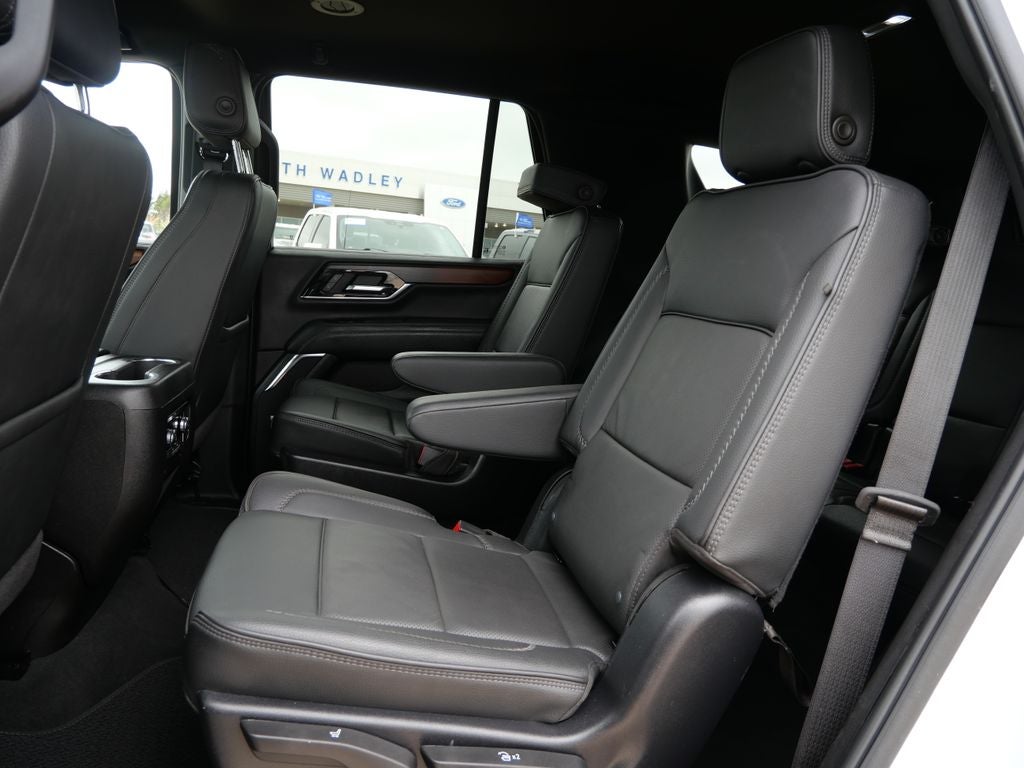 2025 GMC Yukon Denali 4WD | 7 Passenger