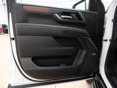 2025 GMC Yukon Denali 4WD | 7 Passenger