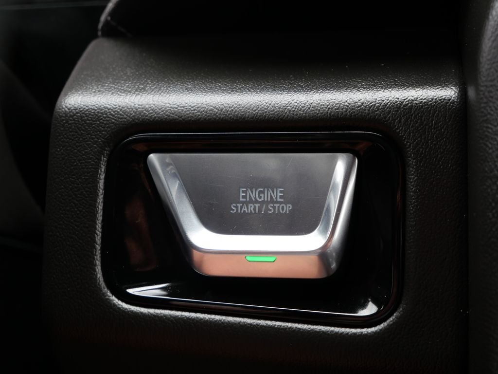 2025 GMC Yukon Denali 4WD | 7 Passenger