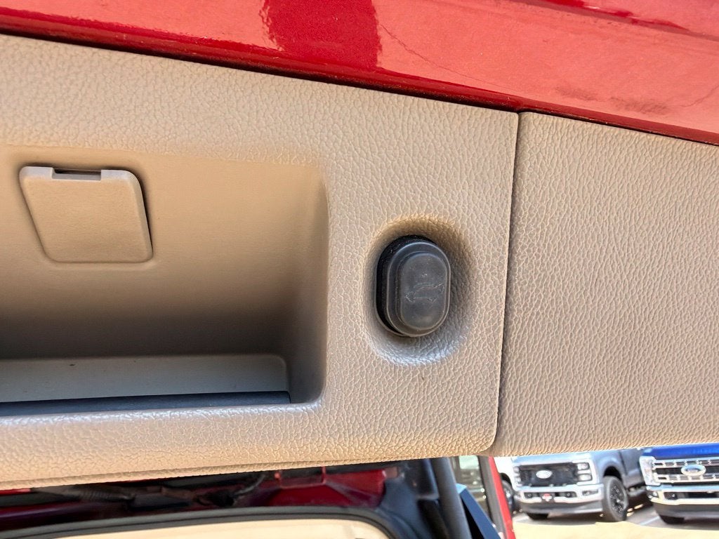 2015 GMC Yukon XL SLT 1500 4WD | Open Road Pkg