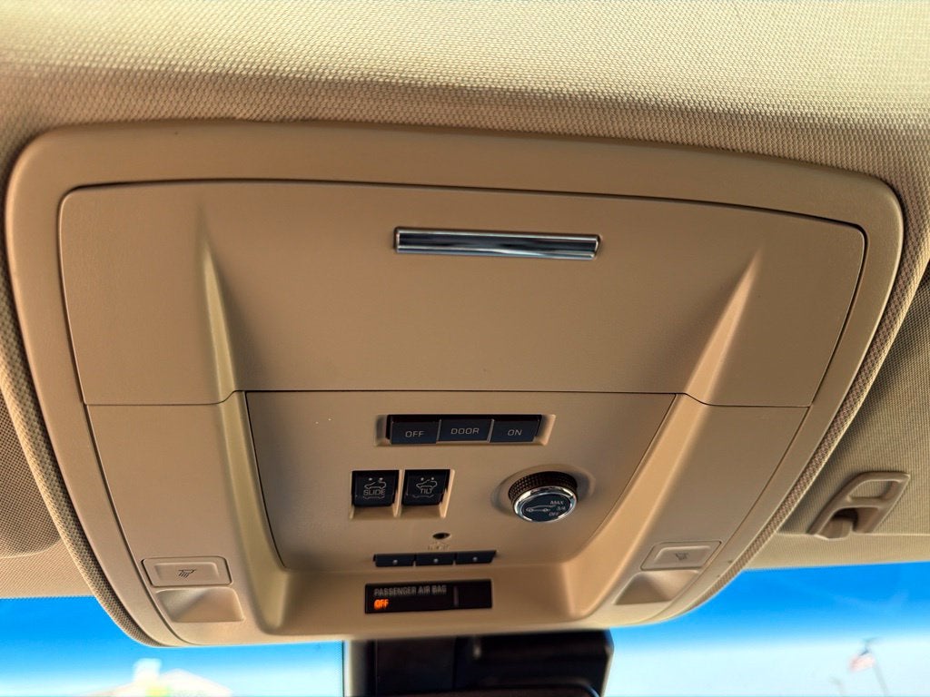 2015 GMC Yukon XL SLT 1500 4WD | Open Road Pkg