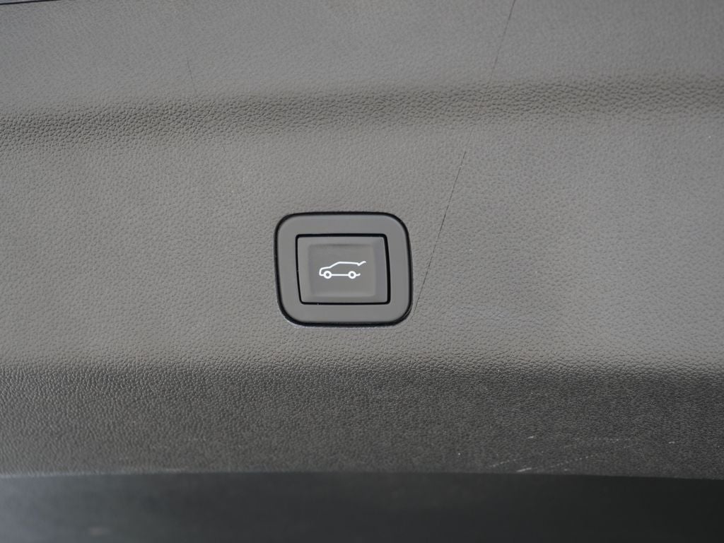 2025 GMC Yukon XL Denali 4WD | 7 Passenger