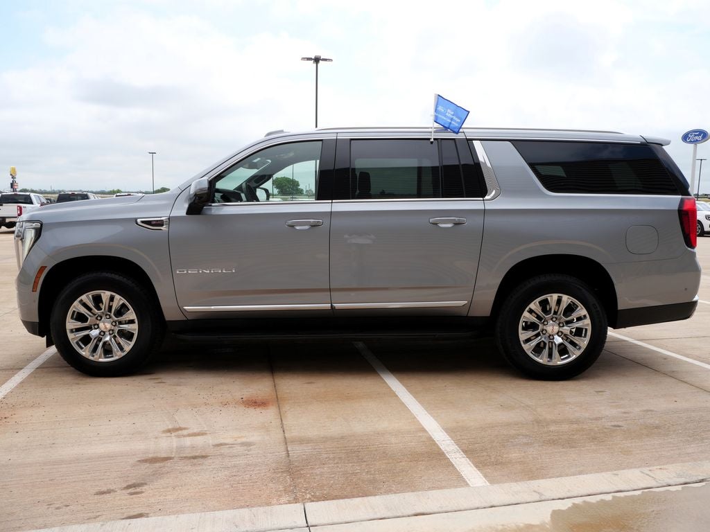2025 GMC Yukon XL Denali 4WD | 7 Passenger