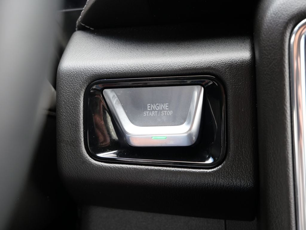 2025 GMC Yukon XL Denali 4WD | 7 Passenger